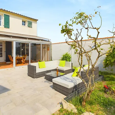 A 180m Du Bord De Mer, Maison Pour 11 Hébergement de vacances *